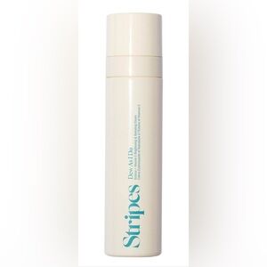 STRIPES BEAUTY Dew As I Do
Ectoine + Vit C Brightening & Hydrating Cream 50 ml